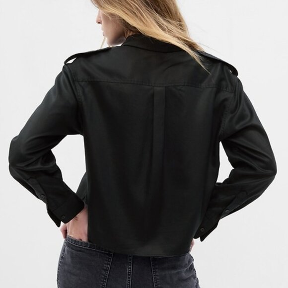 Gap Cropped Utility Shirt NWT - Picture 2 of 5